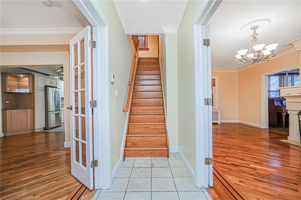 Chandelier, Interior, Kitchen, Stainless Steel Appliances, Wood Texture Flooring
