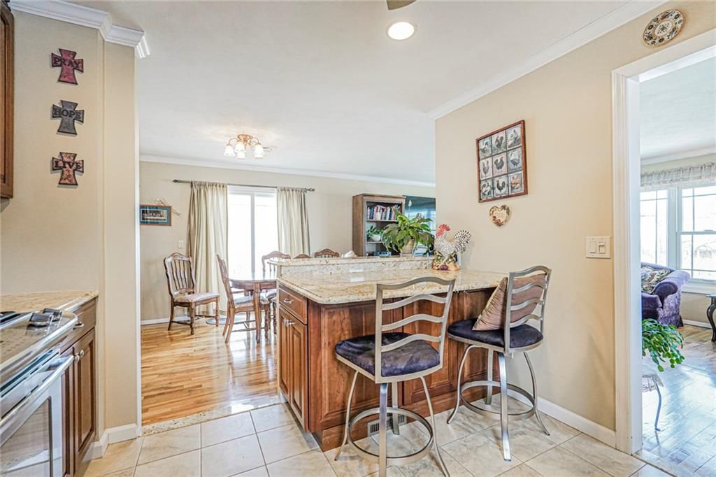 Dining room, Interior, Recessed Lighting, Wood Texture Flooring