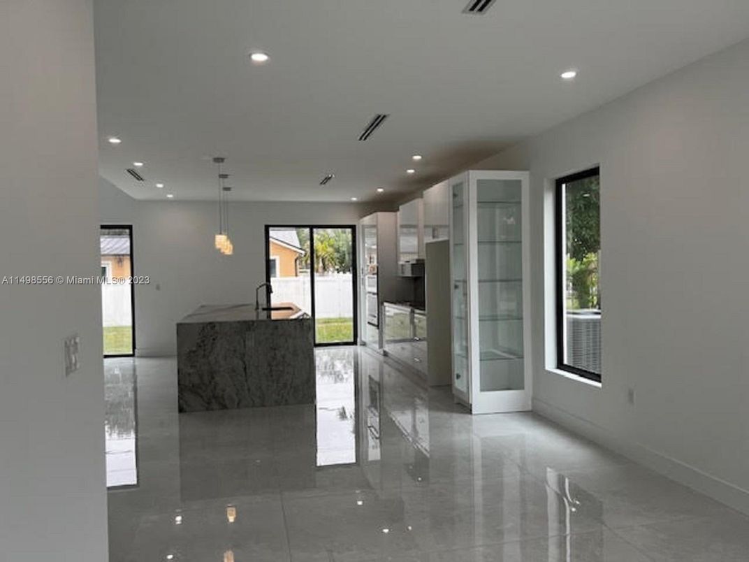 Interior, Pendant Lights, Recessed Lighting