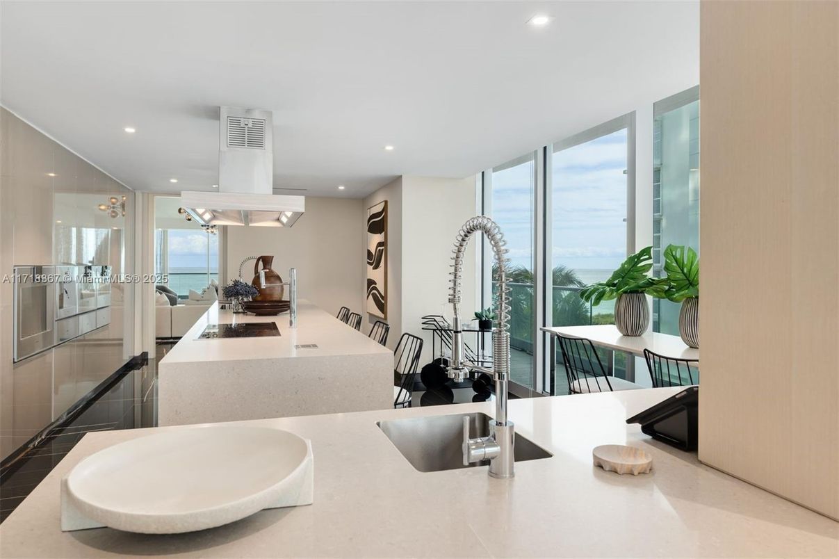 Interior, Recessed Lighting, Water
