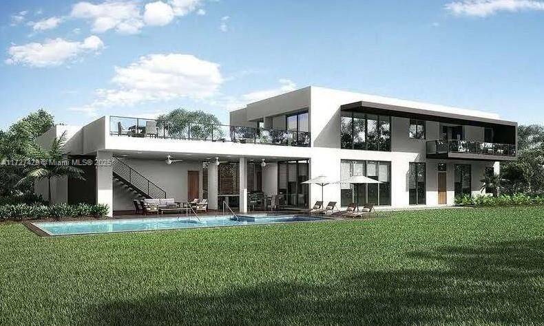 Backyard, Exterior, Facade, Pool, Modern