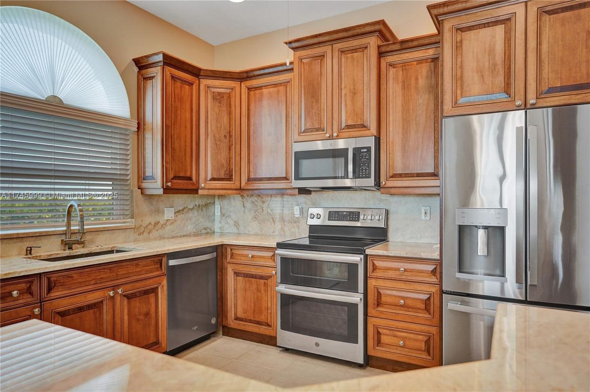 Interior, Kitchen, Stainless Steel Appliances