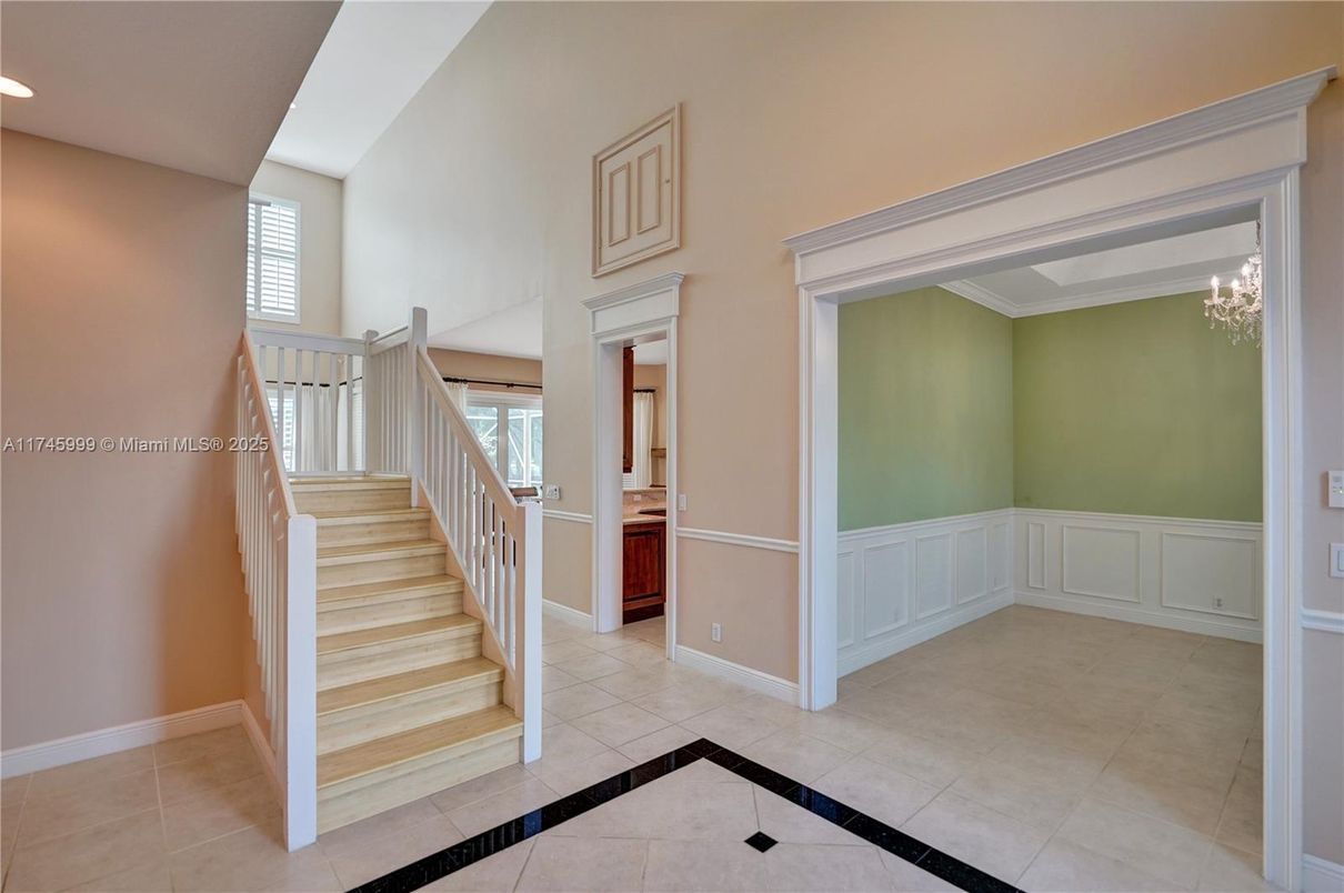 Chandelier, Interior, Recessed Lighting