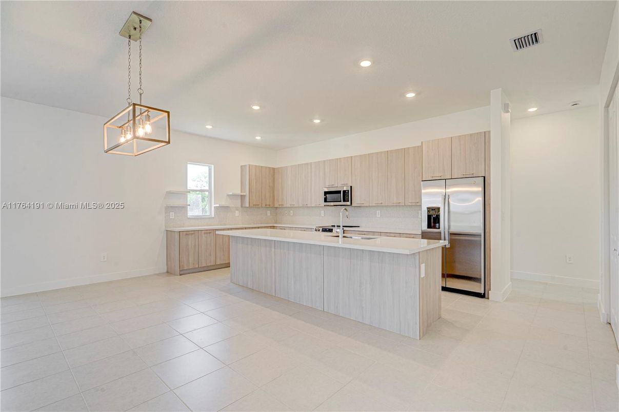 Interior, Kitchen, Pendant Lights, Recessed Lighting, Stainless Steel Appliances
