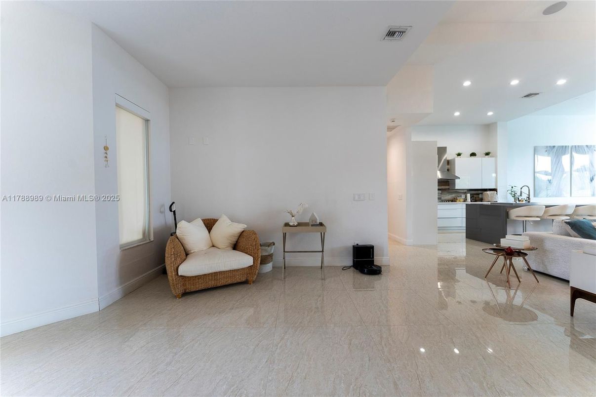 Interior, Kitchen, Recessed Lighting
