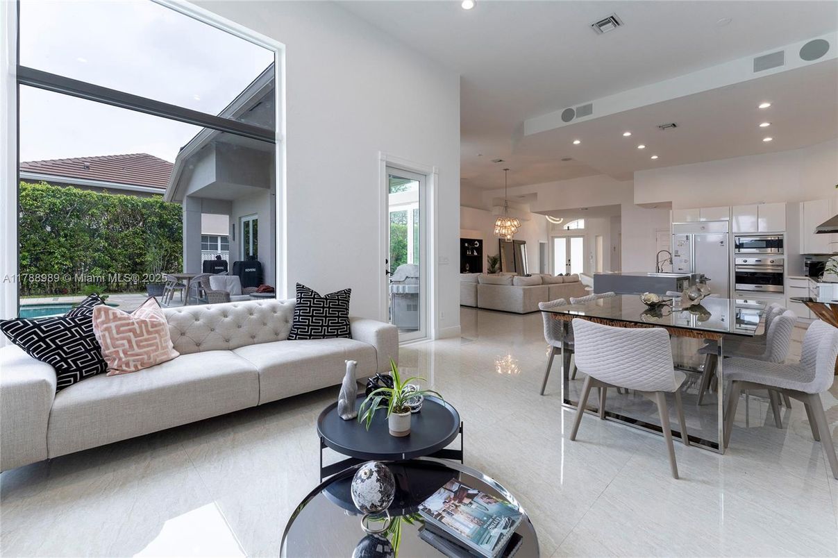 Chandelier, Dining room, Interior, Kitchen, Living room, Recessed Lighting, Stainless Steel Appliances