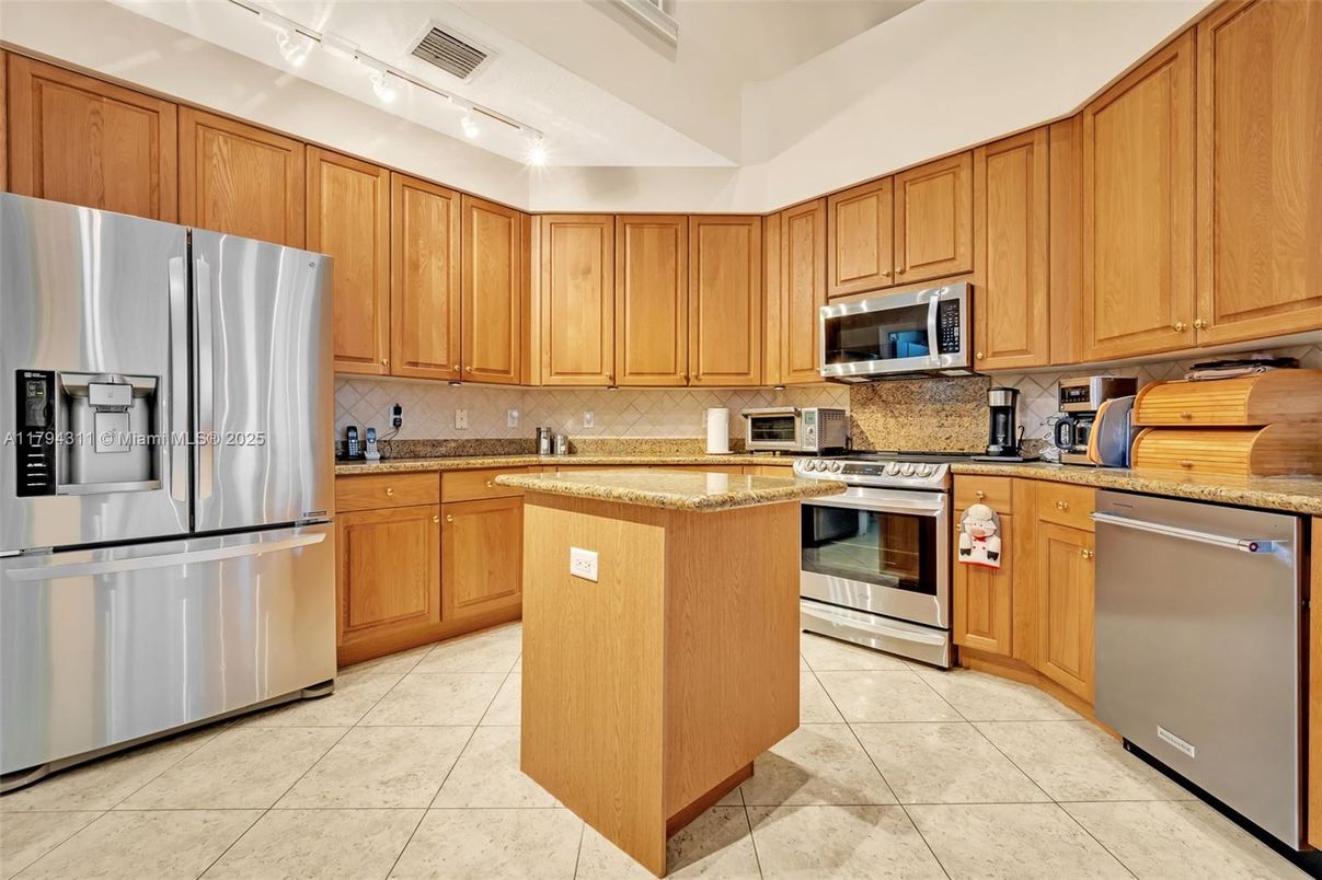 Interior, Kitchen, Stainless Steel Appliances