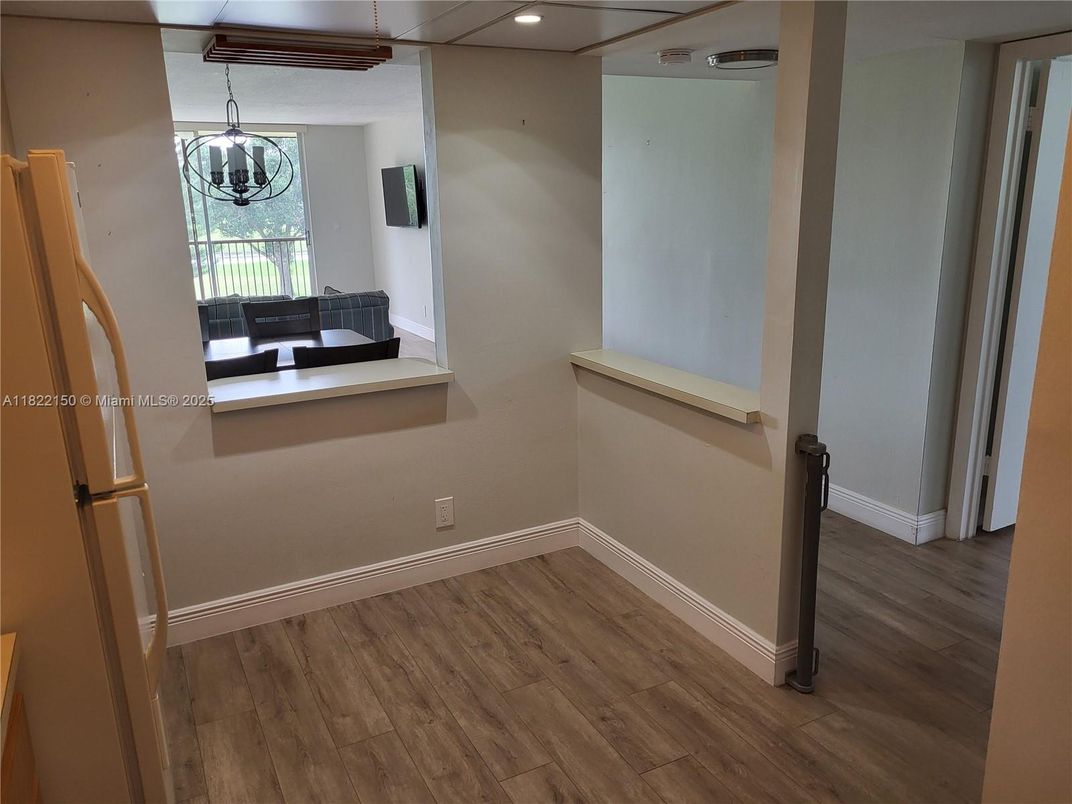 Chandelier, Interior, Recessed Lighting, Wood Texture Flooring