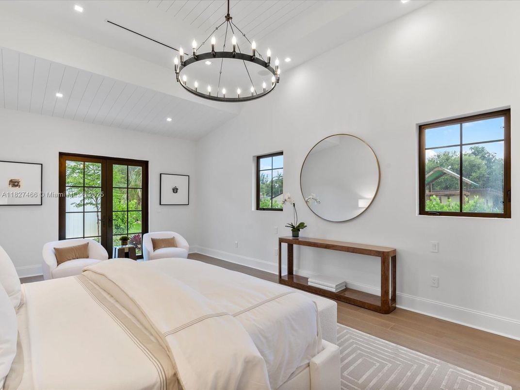 Bedroom, Interior, Pendant Lights, Recessed Lighting, Wood Texture Flooring
