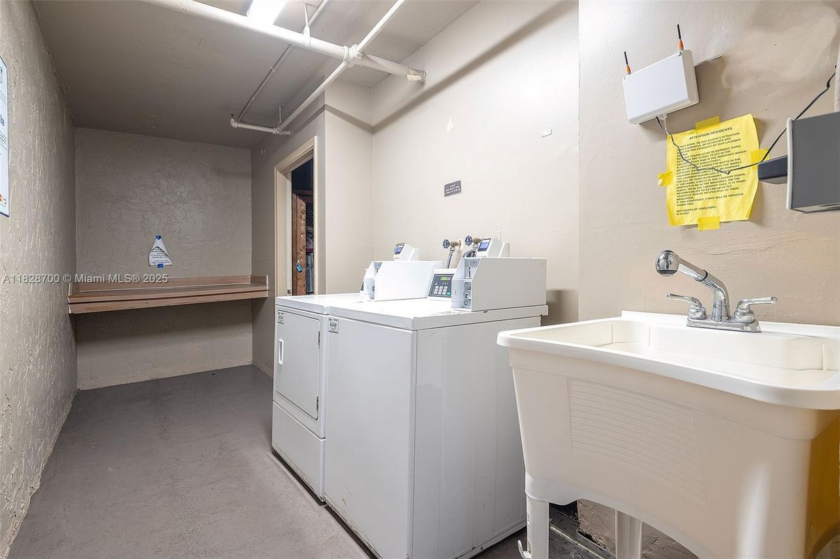 Interior, Washer