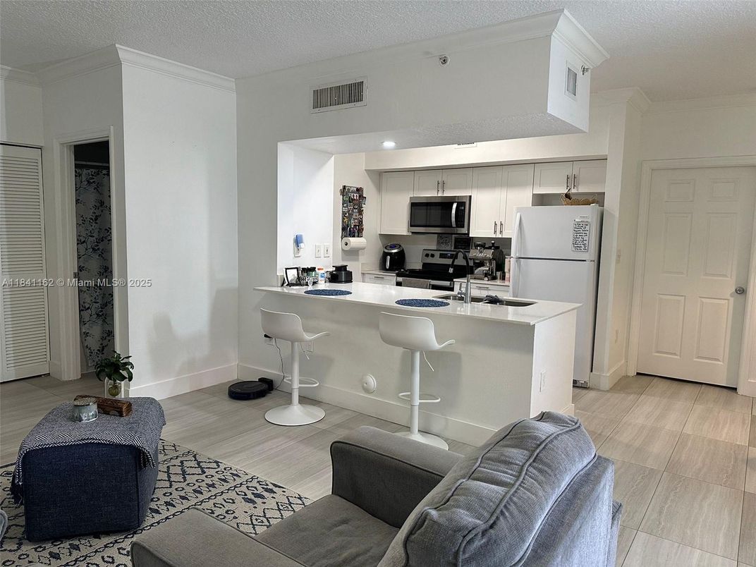 Interior, Kitchen, Living room, Recessed Lighting