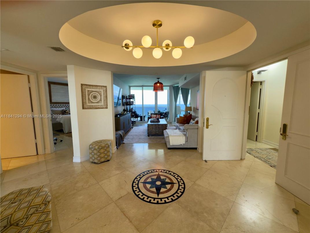 Interior, Living room, Water