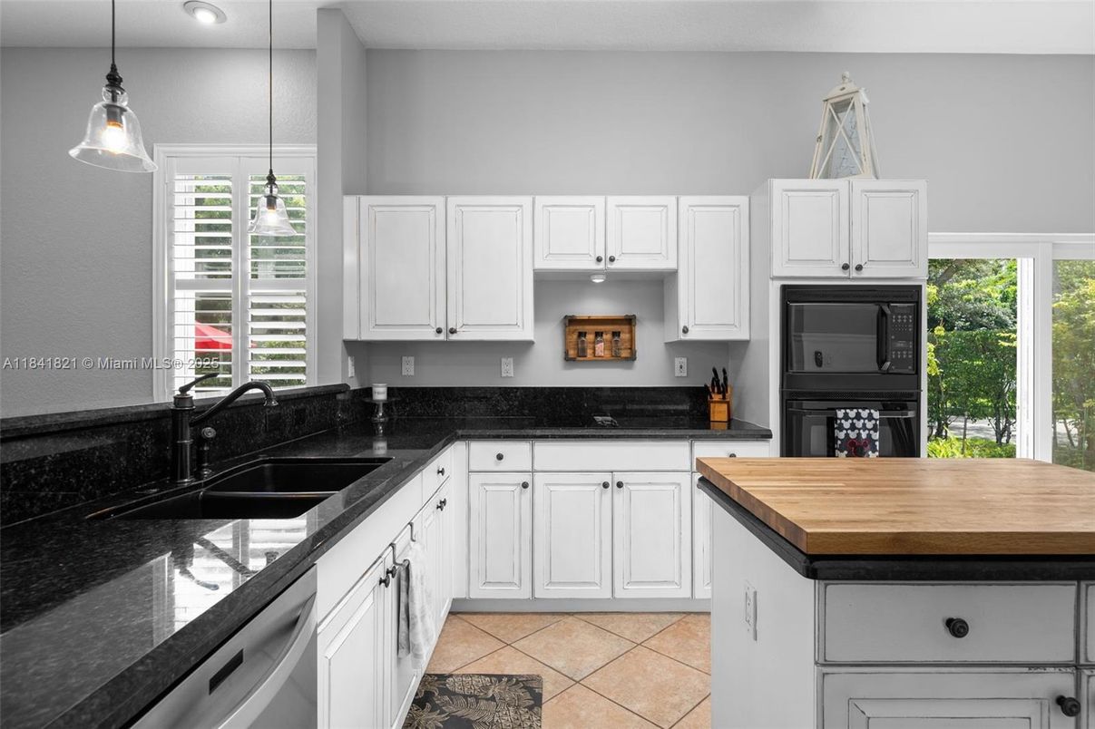 Interior, Kitchen, Pendant Lights, Recessed Lighting