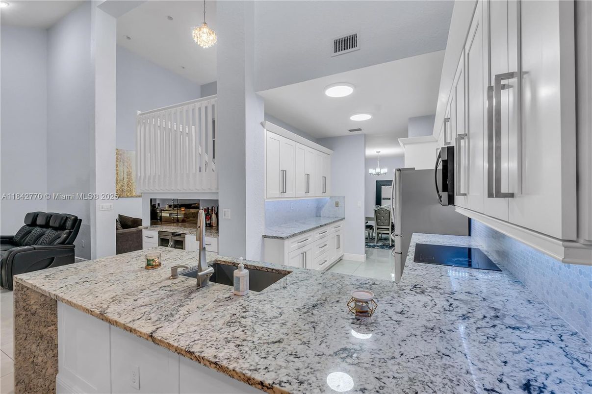 Interior, Kitchen, Pendant Lights, Recessed Lighting