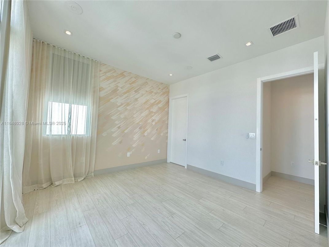 Empty room, Interior, Recessed Lighting, Wood Texture Flooring, Wooden Walls