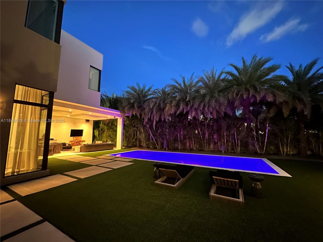 Backyard, Exterior, Pool