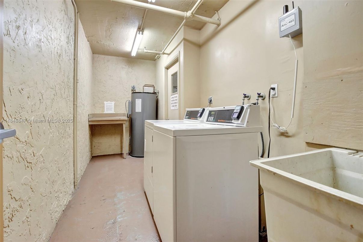 Interior, Washer