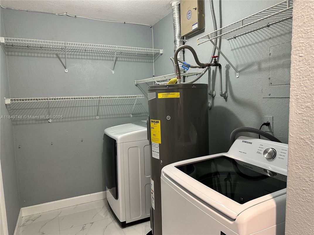 Interior, Marble, Utility Closets, Washer