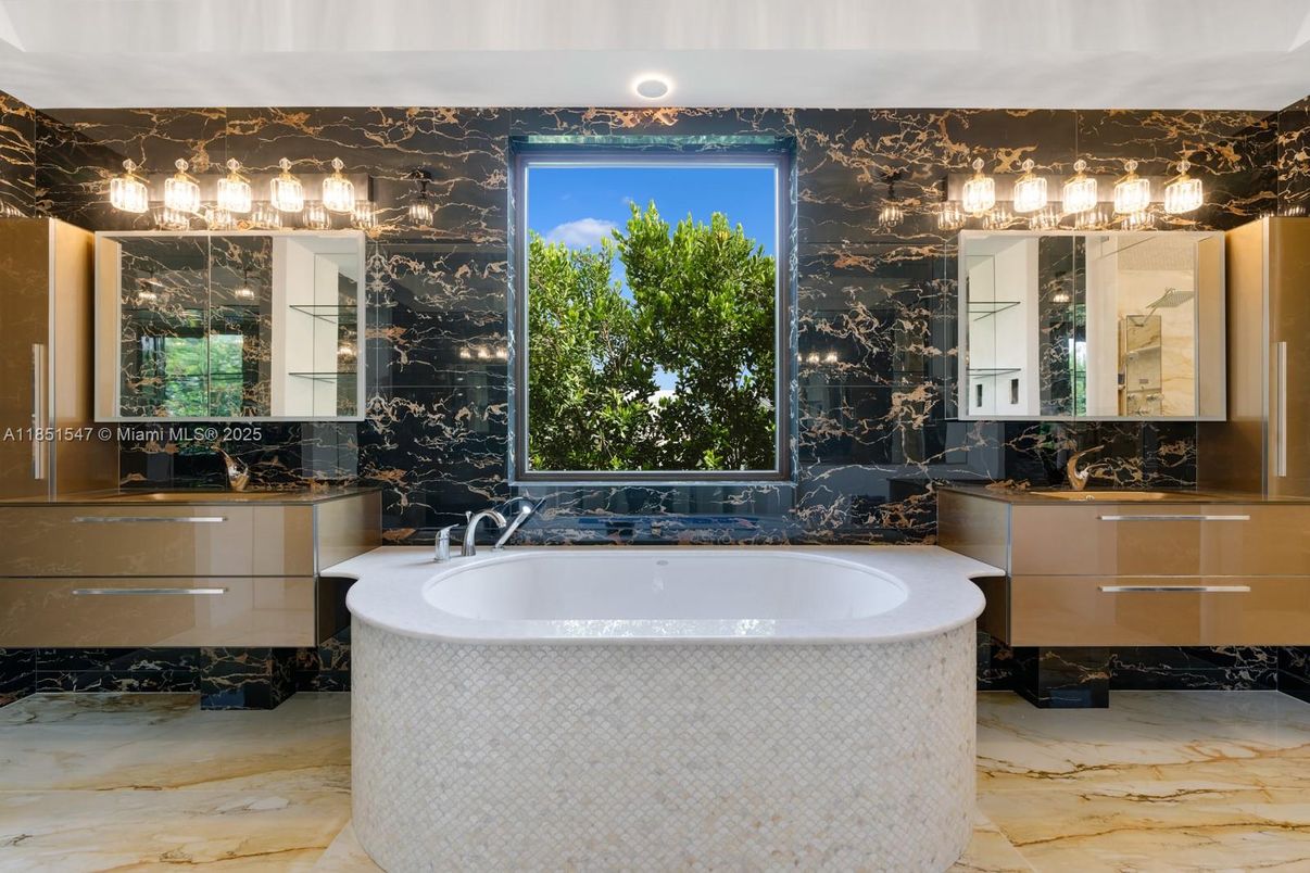 Bathroom, Interior, Marble Walls