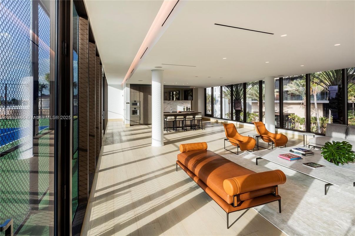 Dining room, Interior, Living room, Recessed Lighting