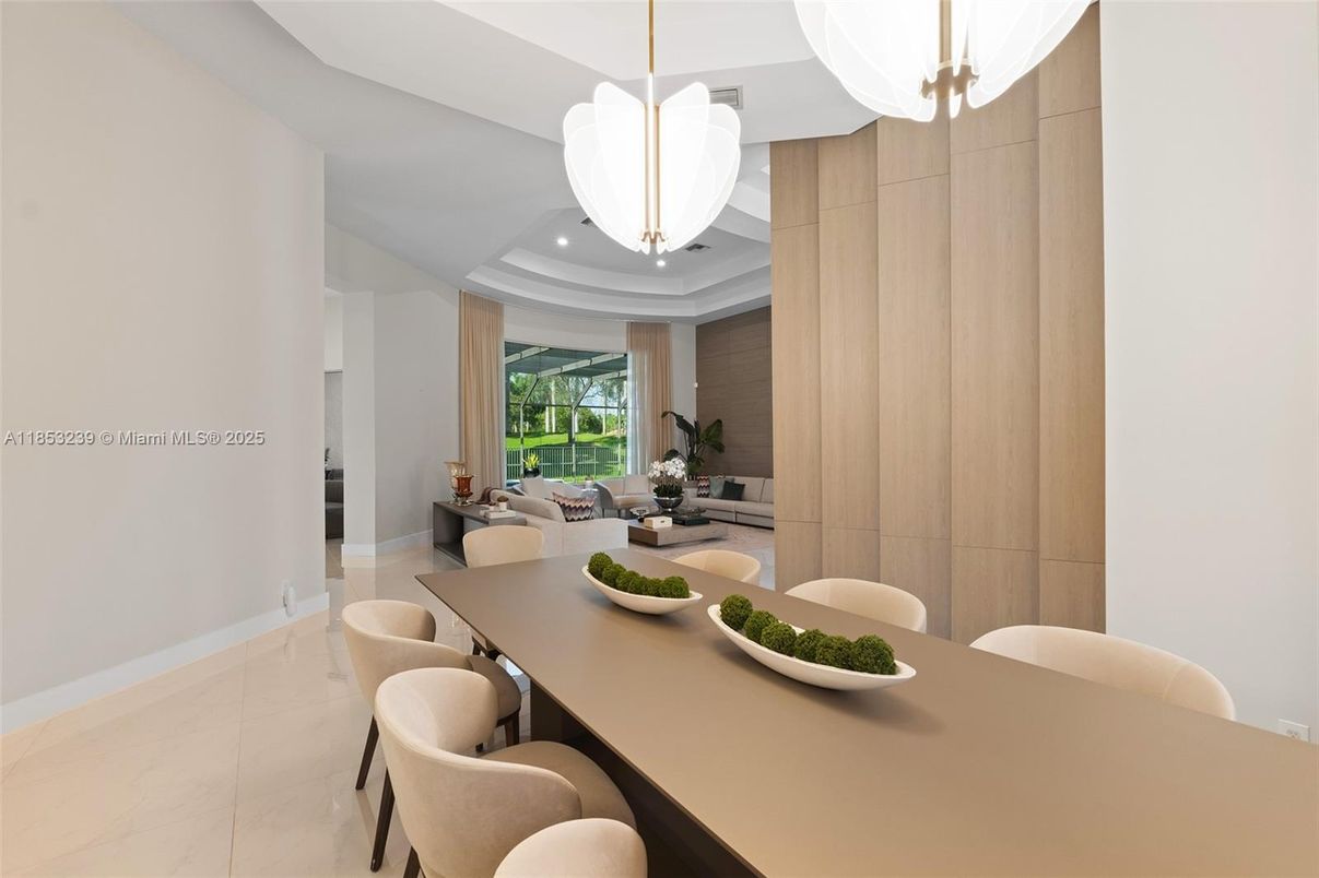 Dining room, Interior, Living room, Pendant Lights, Recessed Lighting