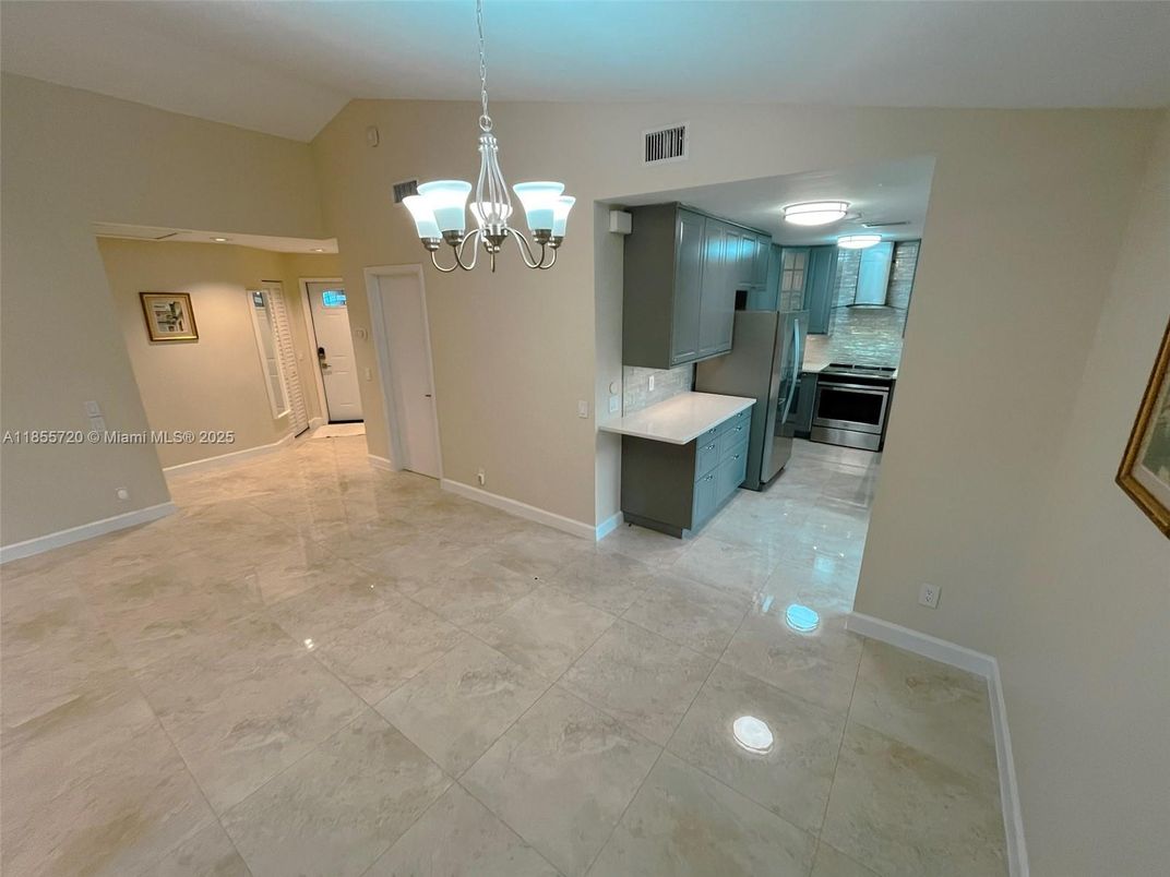Chandelier, Interior, Kitchen
