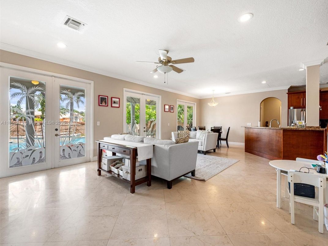 Dining room, Interior, Kitchen, Living room, Pendant Lights, Recessed Lighting