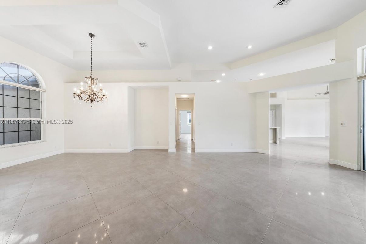 Chandelier, Empty room, Interior, Recessed Lighting