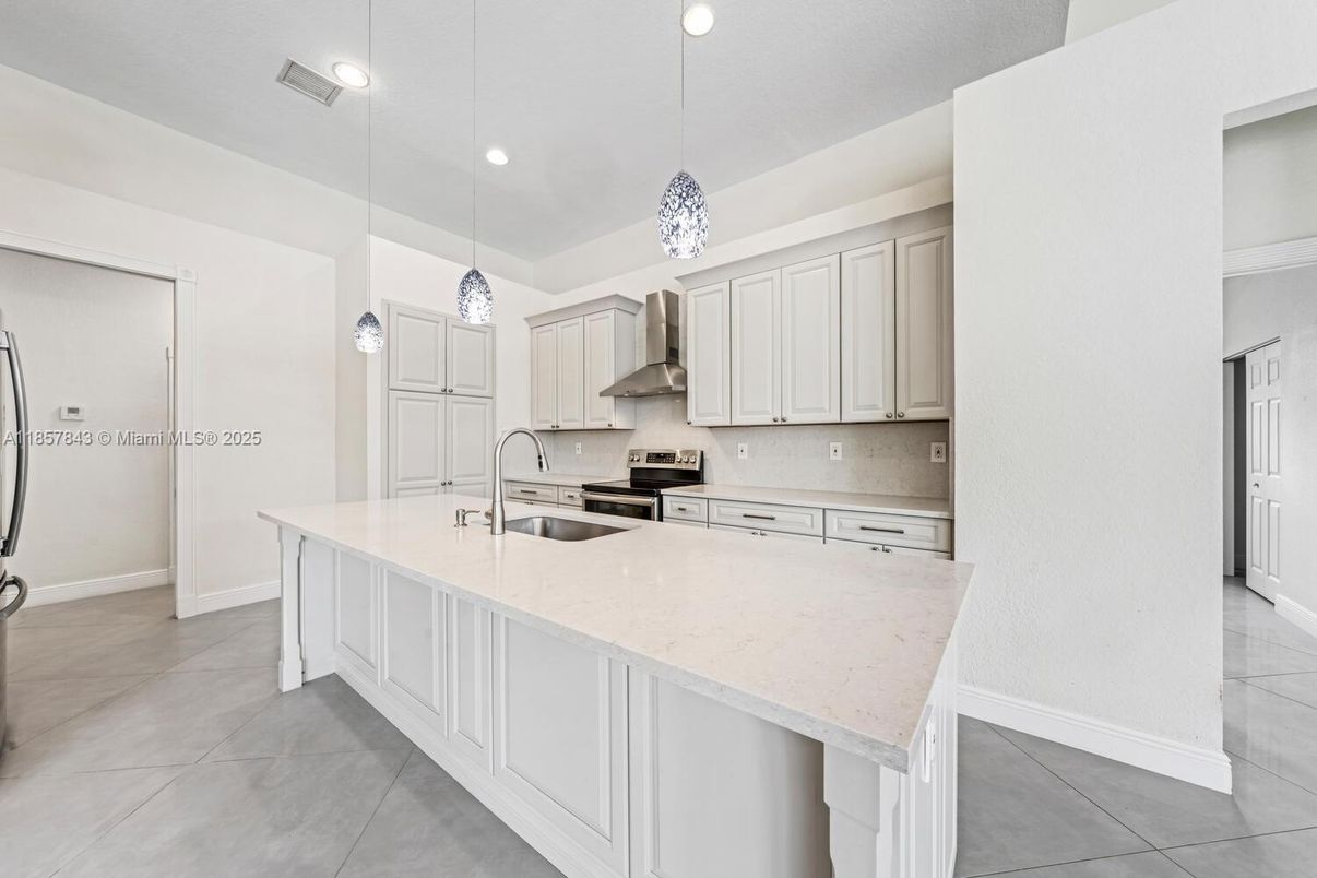 Interior, Kitchen, Pendant Lights, Recessed Lighting, Stainless Steel Appliances