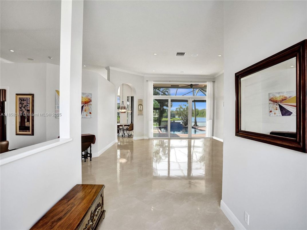 Interior, Recessed Lighting, Water