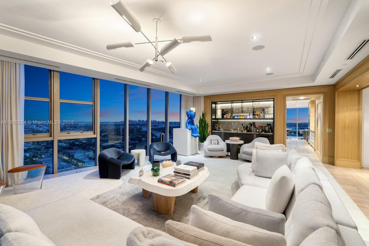 Interior, Living room, Pendant Lights, Recessed Lighting, Water