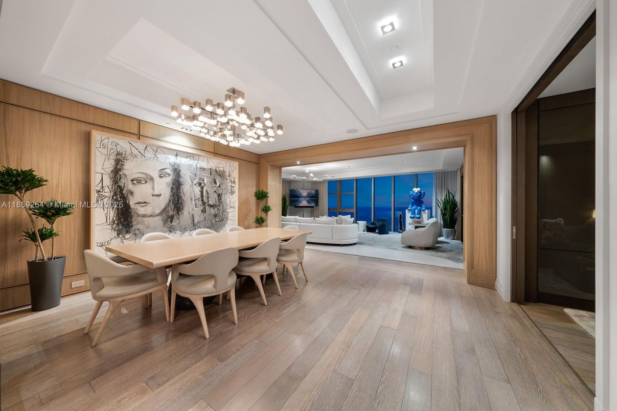 Dining room, Interior, Living room, Pendant Lights, Recessed Lighting, Wood Texture Flooring, Wooden Walls