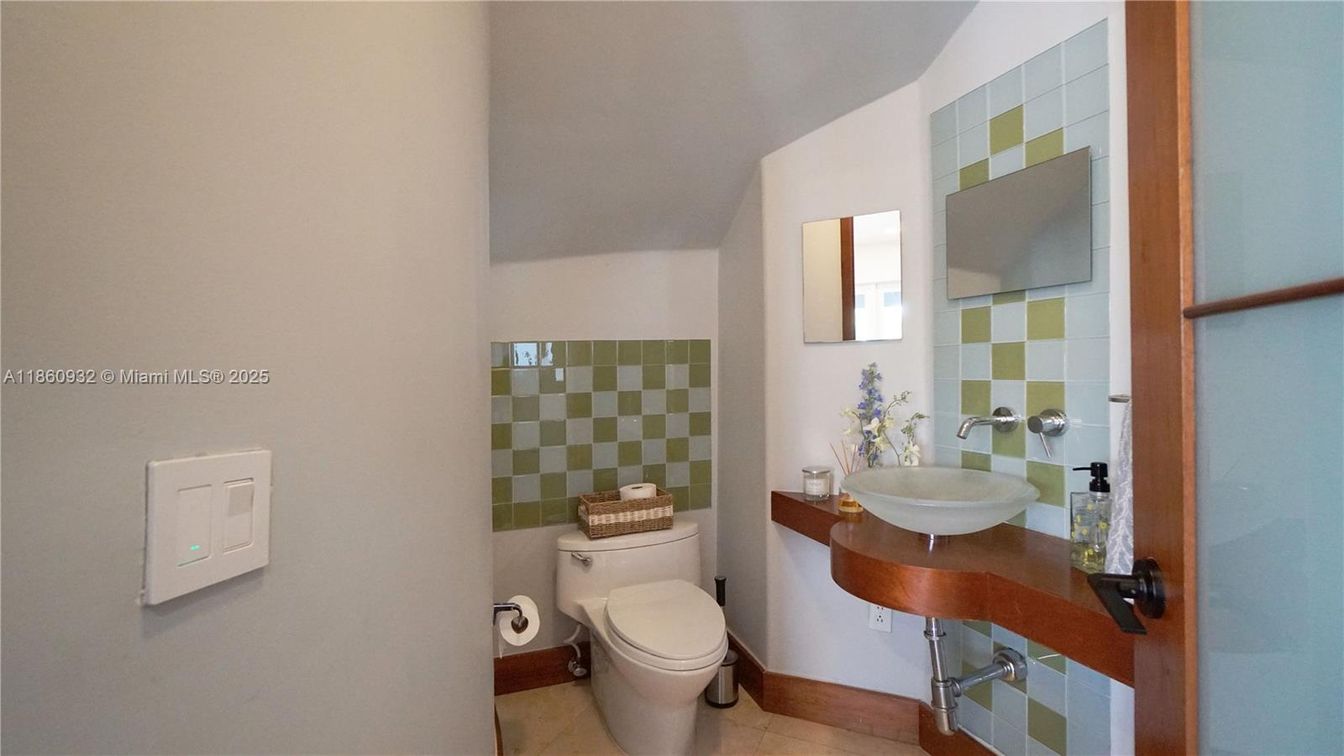 Bathroom, Interior