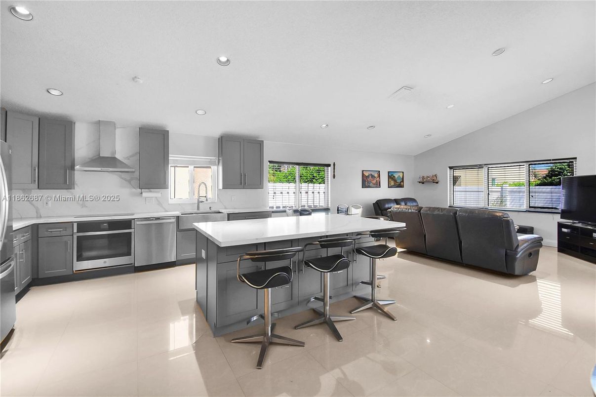 Interior, Kitchen, Living room, Recessed Lighting, Stainless Steel Appliances