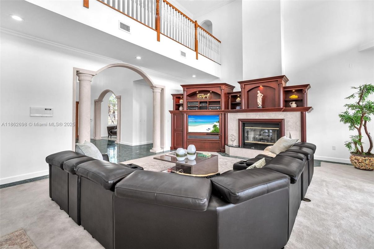Fireplace, Interior, Living room, Recessed Lighting