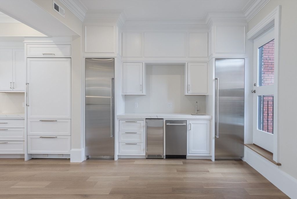 Interior, Kitchen, Stainless Steel Appliances, Wood Texture Flooring