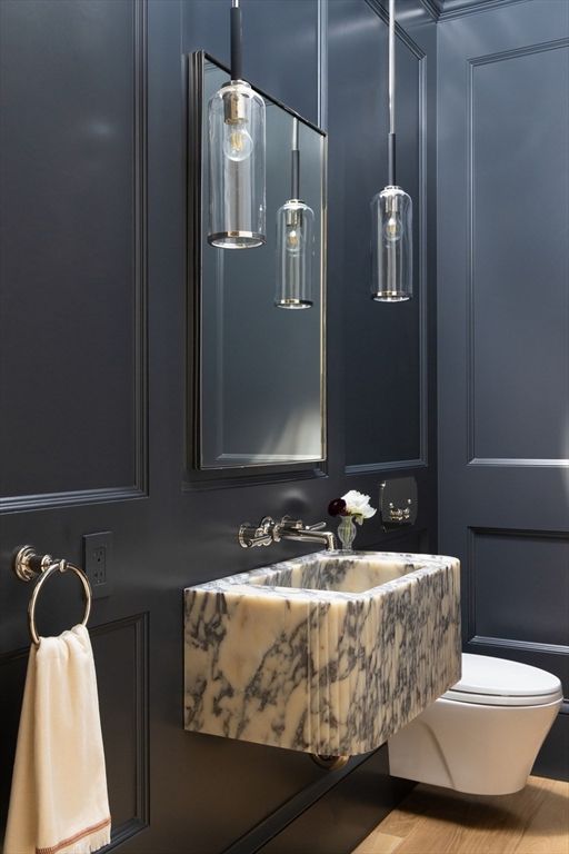 Bathroom, Interior, Pendant Lights