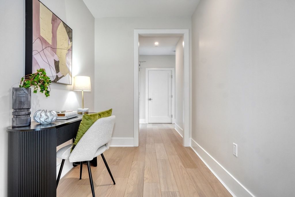 Home Office, Interior, Recessed Lighting, Wood Texture Flooring