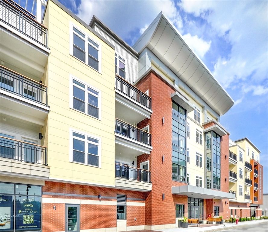 Exterior, Facade, Condo Building
