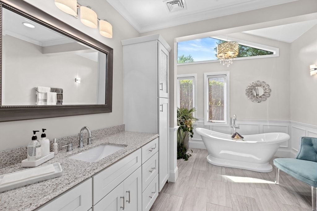 Bathroom, Chandelier, Dual Sink Vanities, Free Standing Baths, Interior, Wood Texture Flooring