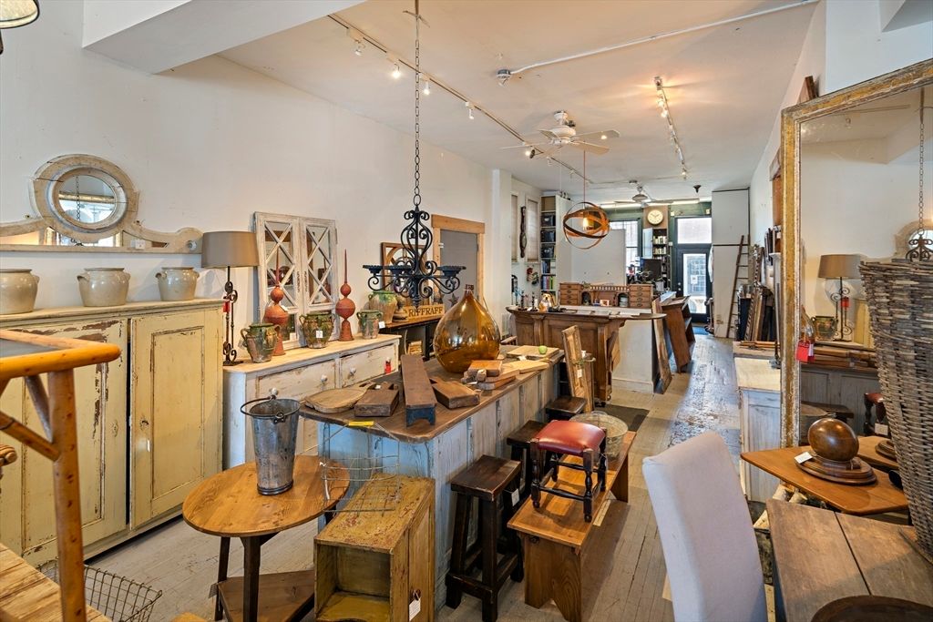Dining room, Interior, Pendant Lights