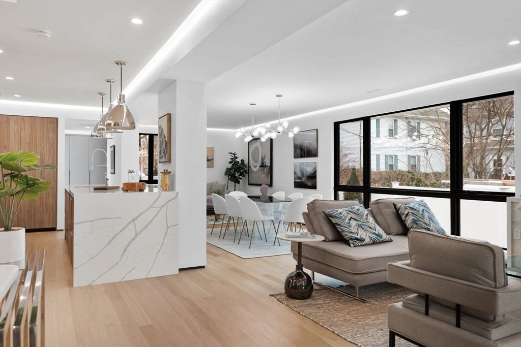 Dining room, Interior, Kitchen, Pendant Lights, Recessed Lighting, Wood Texture Flooring