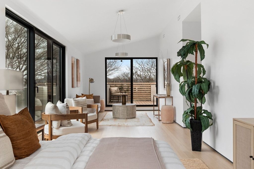 Interior, Living room, Pendant Lights, Wood Texture Flooring