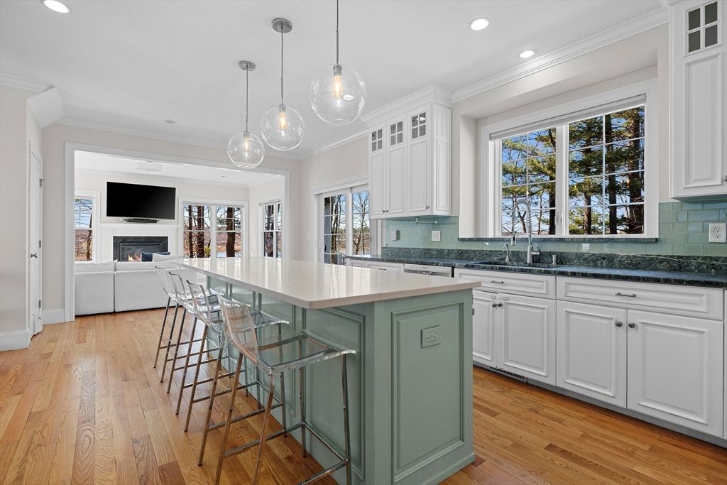 Fireplace, Interior, Kitchen, Pendant Lights, Recessed Lighting, Wood Texture Flooring