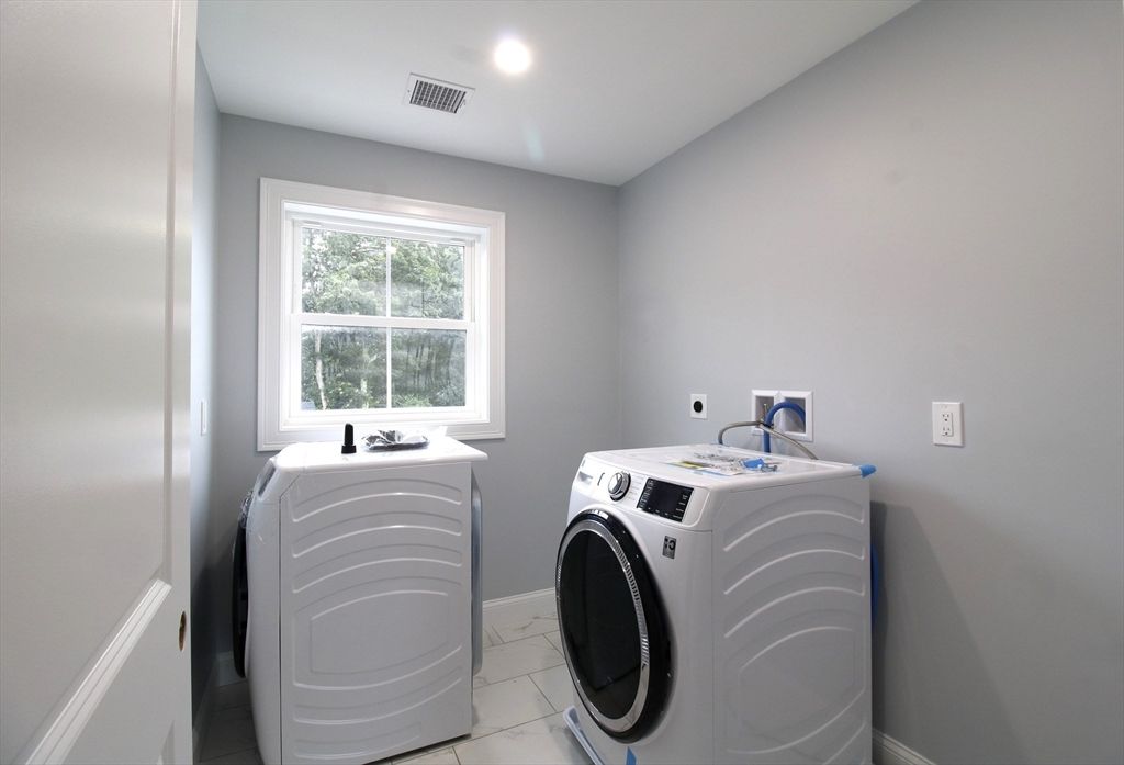 Interior, Recessed Lighting, Washer