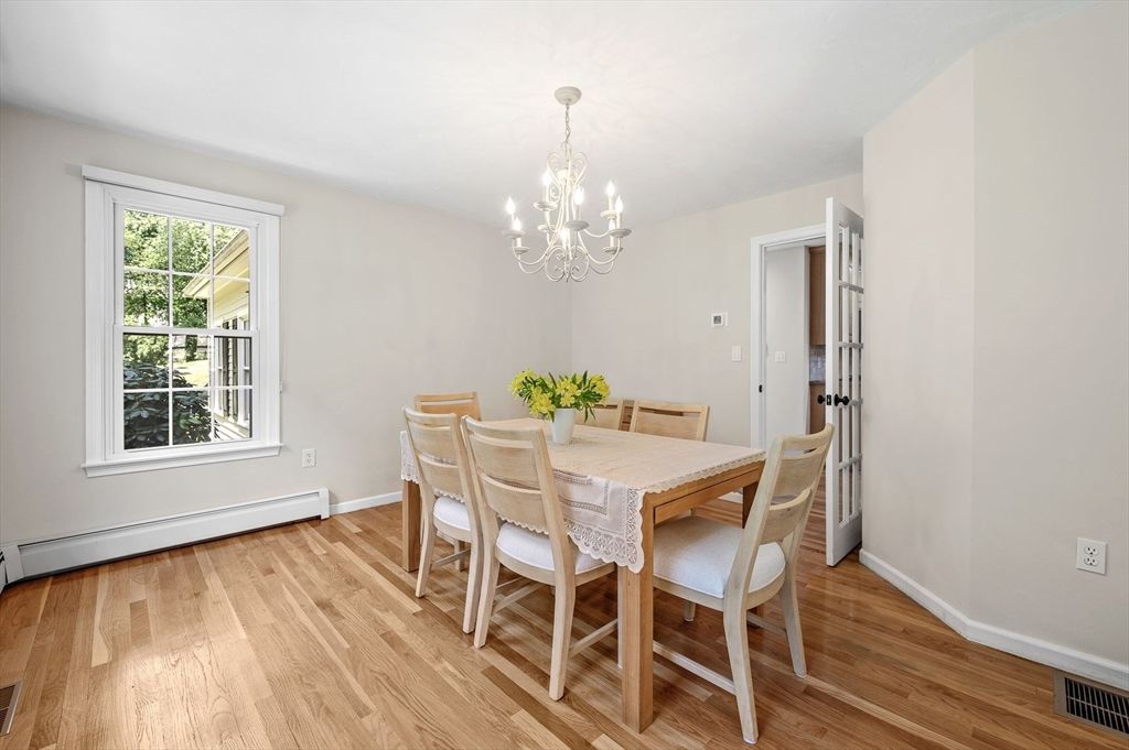Chandelier, Dining room, Interior, Wood Texture Flooring