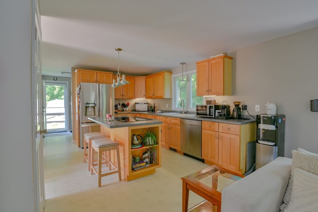 Interior, Kitchen, Pendant Lights, Stainless Steel Appliances