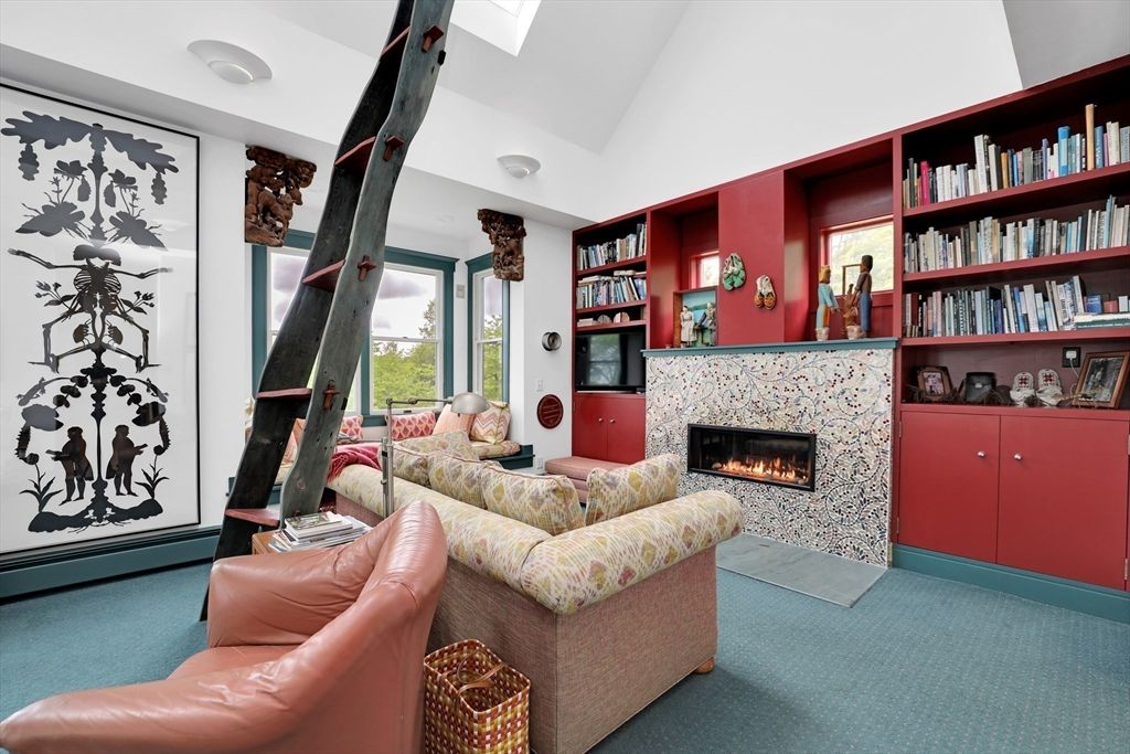 Fireplace, Interior, Living room