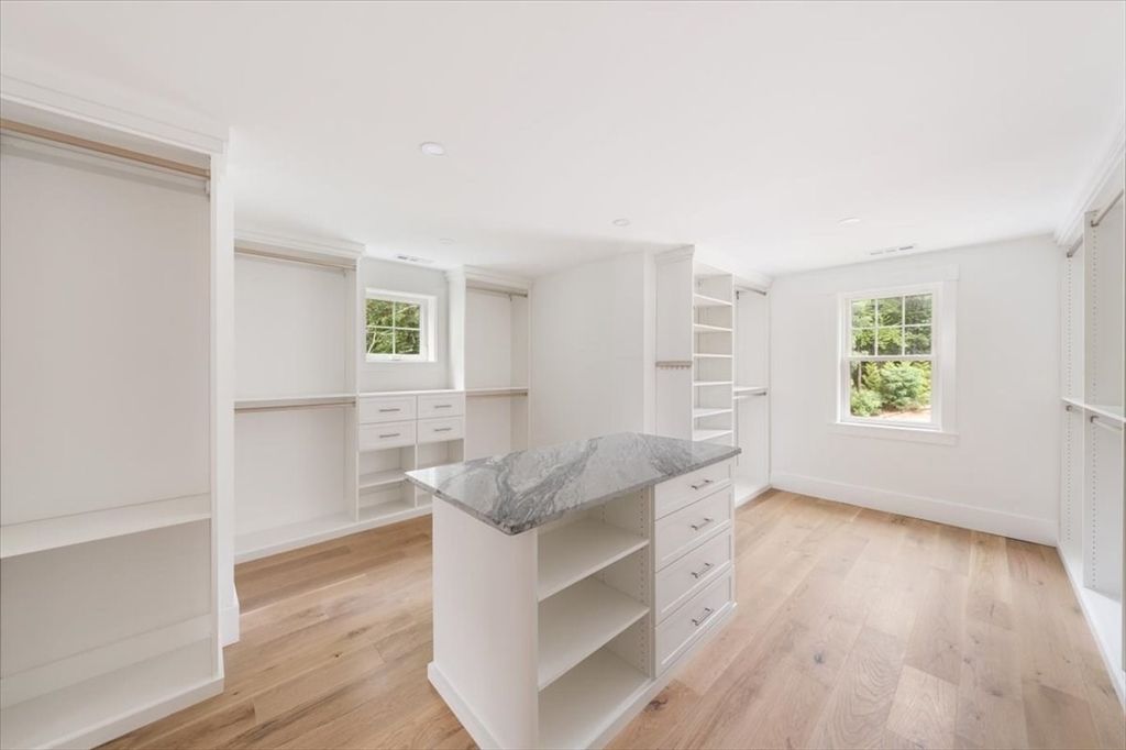 Interior, Recessed Lighting, Walk-in Closets, Wood Texture Flooring