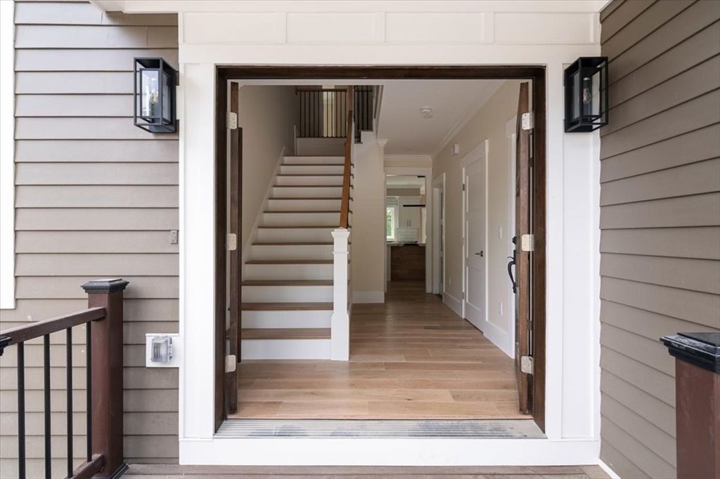 Exterior, Wood Texture Flooring